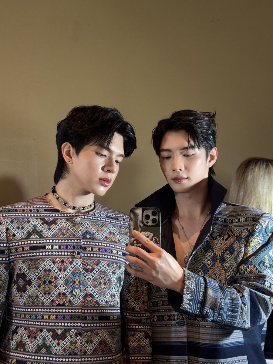 ไม่ใช่เดือนเหงาแต่เป็นเดือนหนาว tweet media