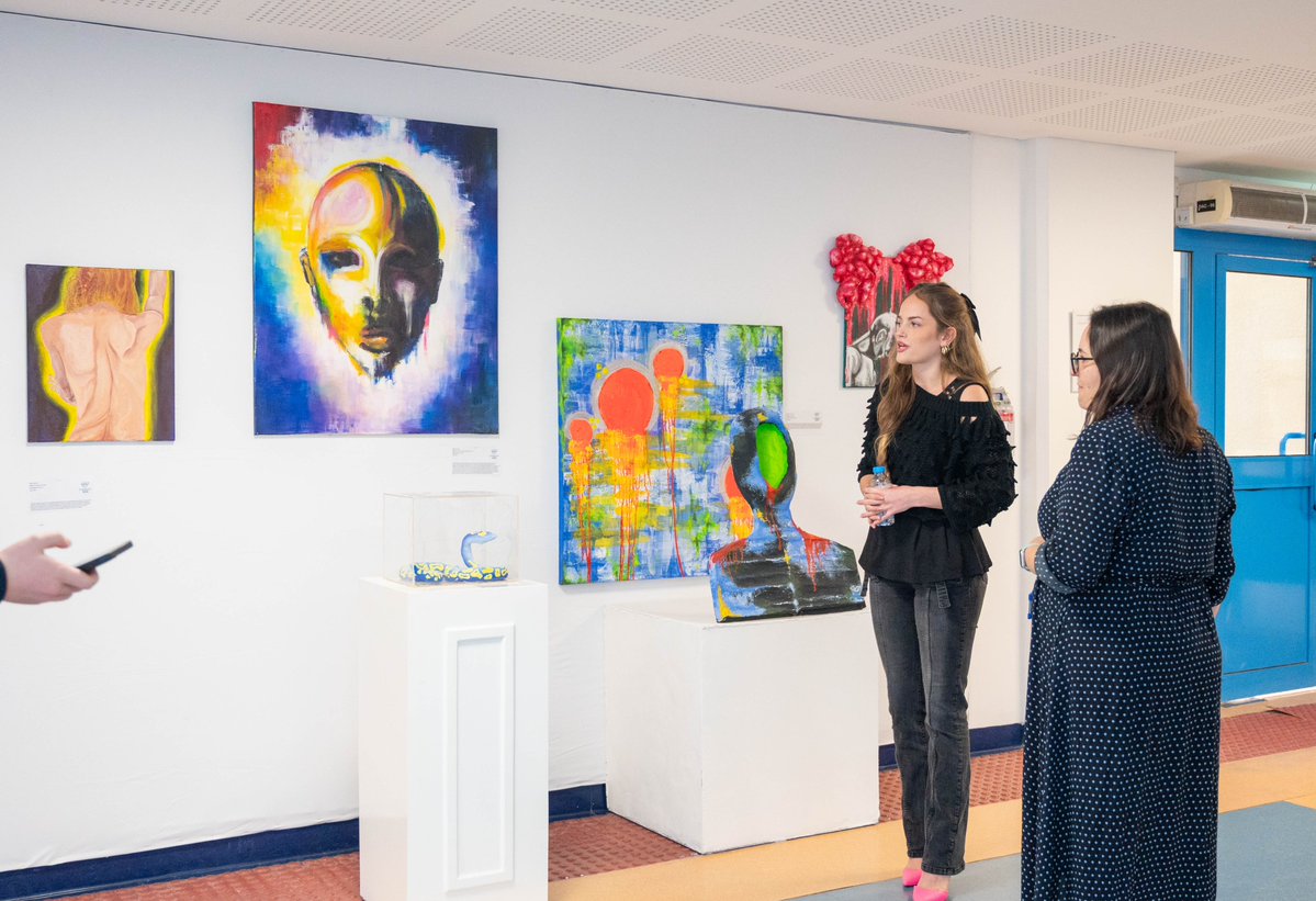 sekqatar's tweet image. Creativity in action at @sekqatar  🎨✨ Our DP2 students shared powerful final works—an IB milestone showcasing identity, reflection &amp;amp; artistic voice. Proud of their journey &amp;amp; what they’ve created 🌍 #SEKQatar #IBDP