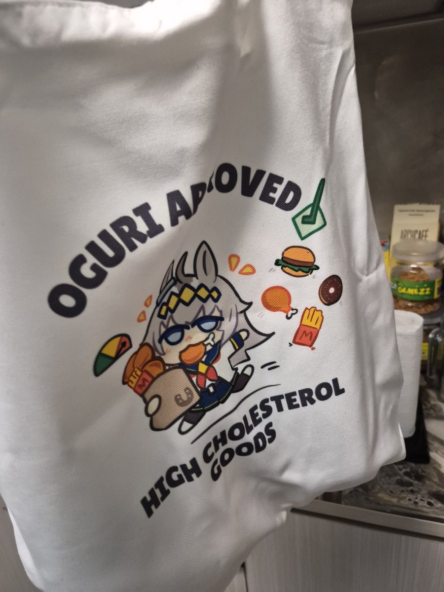 The Oguri bag is here >:3✨️
#comifuro22 
#umamusume