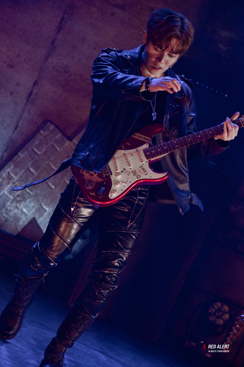 RED ALERT tweet media