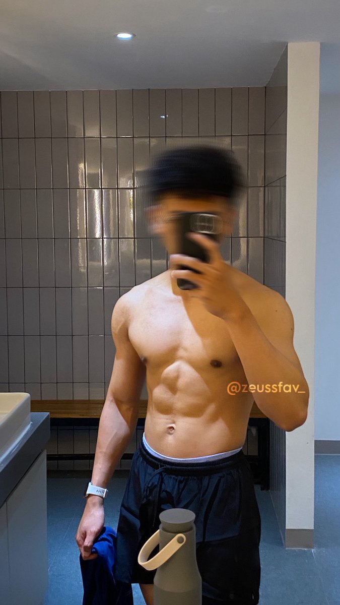 Kris 🌕 tweet media