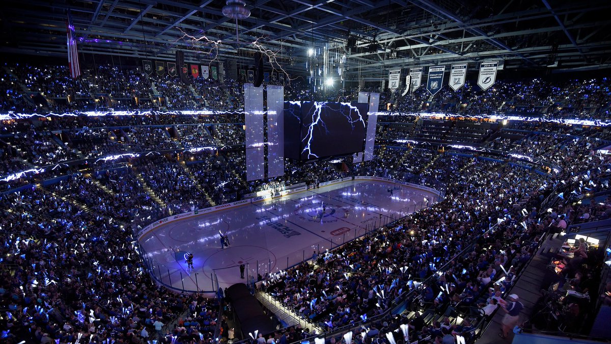 x - Harrison ⚡🎮 🍢 tweet media