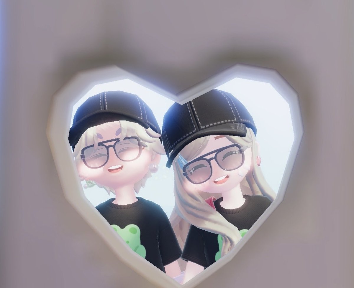 まっくろくろすけ🐛 tweet media