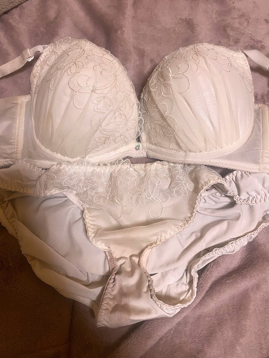 richan85648's tweet photo. 欲しい人来てください
#下着 #下着販売 #下着売ります https://t.co/mlsHmJrc6v