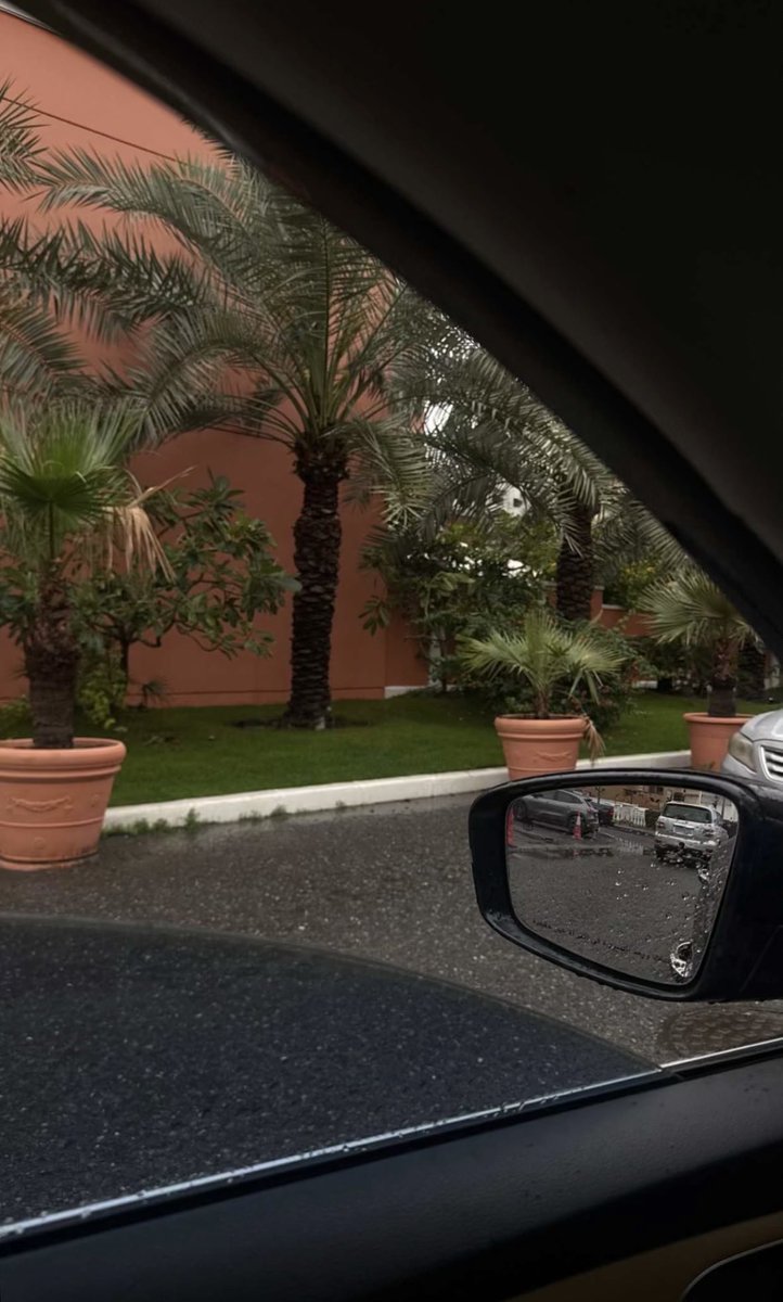 maro8804's tweet photo. طلعة خفيفه ممطرة مع شيخ الرجال https://t.co/xF2vVdR2Za