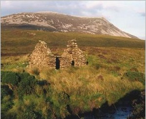 lorraineelizab6's tweet photo. #Otd 1861: John George Adair evicted 47 families/244 tenants on his #Derryveagh estate, Co. #Donegal. >150 children &amp; parents ordered off property. Cleared 11,600 acres! Some relocated to Australia. Inspired Allingham's The Eviction https://t.co/oDmXmcb7j5 https://t.co/cmUkXAODEa https://t.co/P1qSAUaI1D