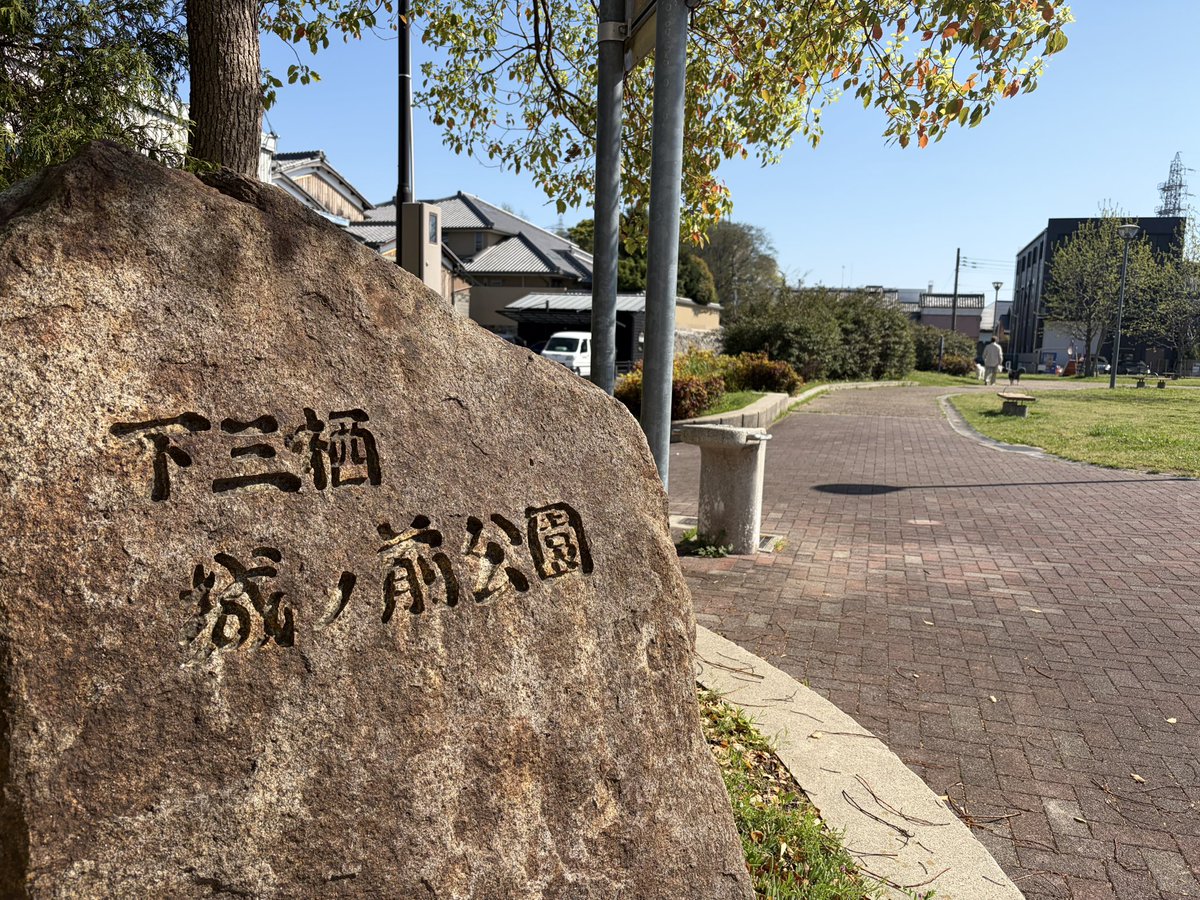 あおえみ tweet media