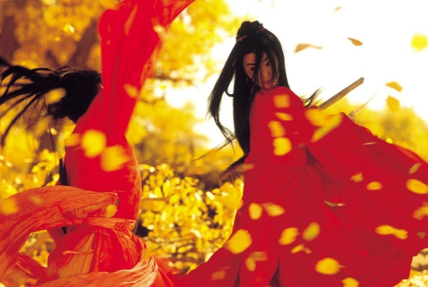 Whereisarts's tweet photo. Zhang Yimou’s "HERO" (2002) 
A stunning symphony of color theory where Red, Blue, White, and Green palettes define different perspectives of truth and emotion. https://t.co/VlakttRMWg
