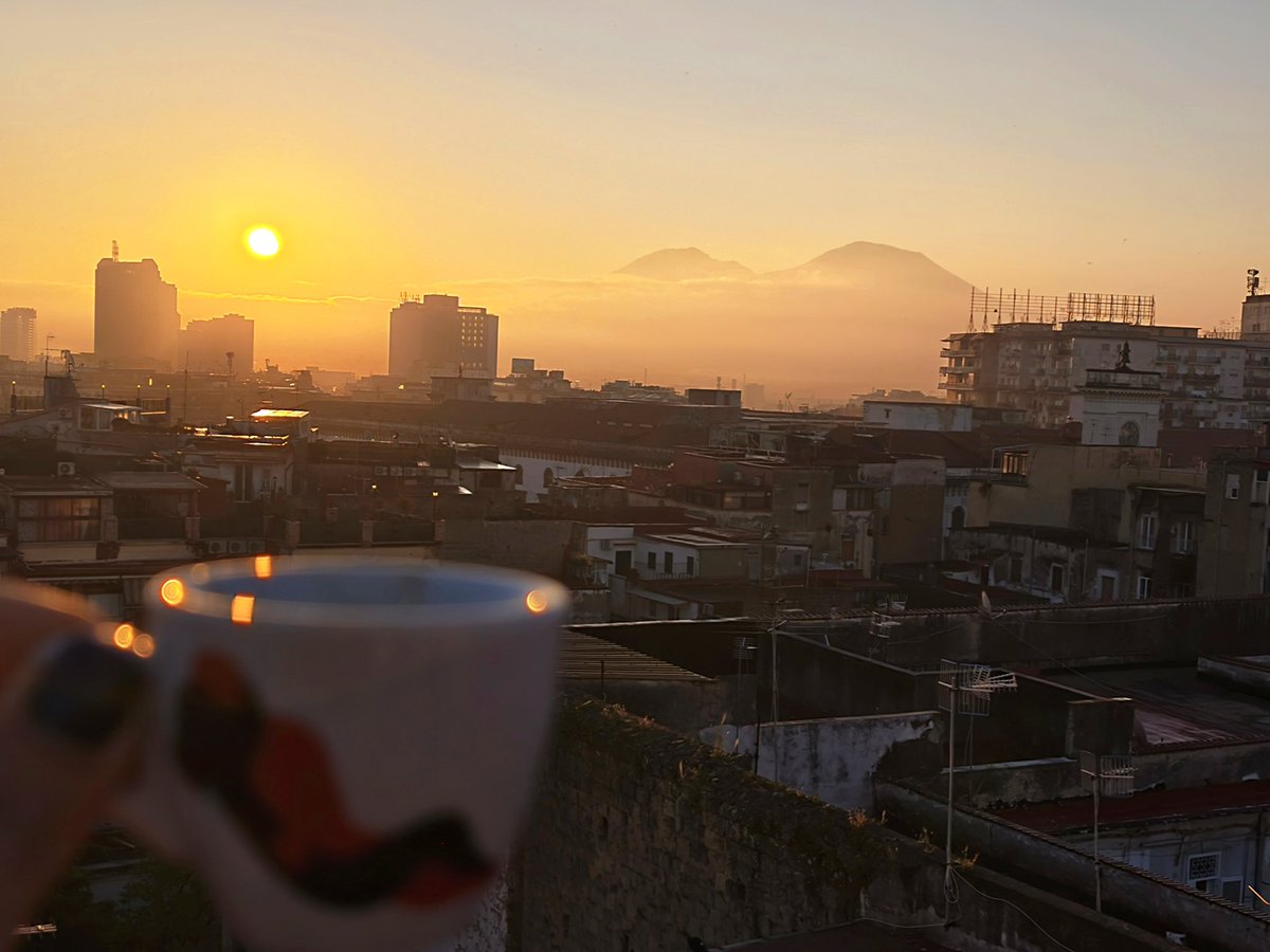 UnaCertaCarmen's tweet image. Buongiorno!
#Napoli