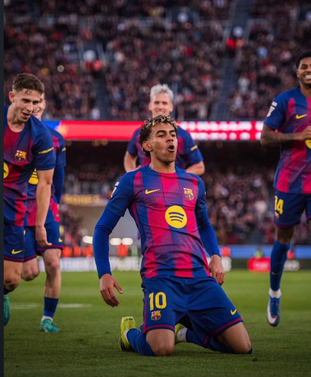 World Dino tweet media