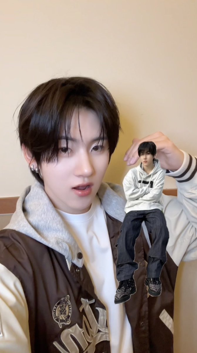 KickFlip tweet media