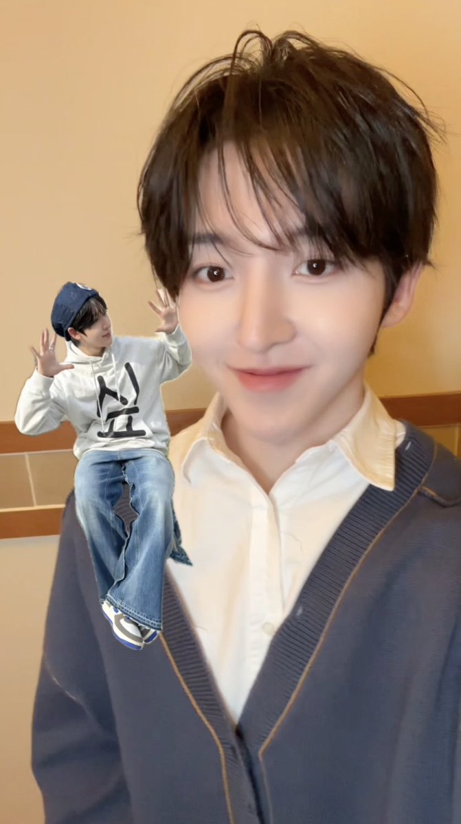 KickFlip tweet media