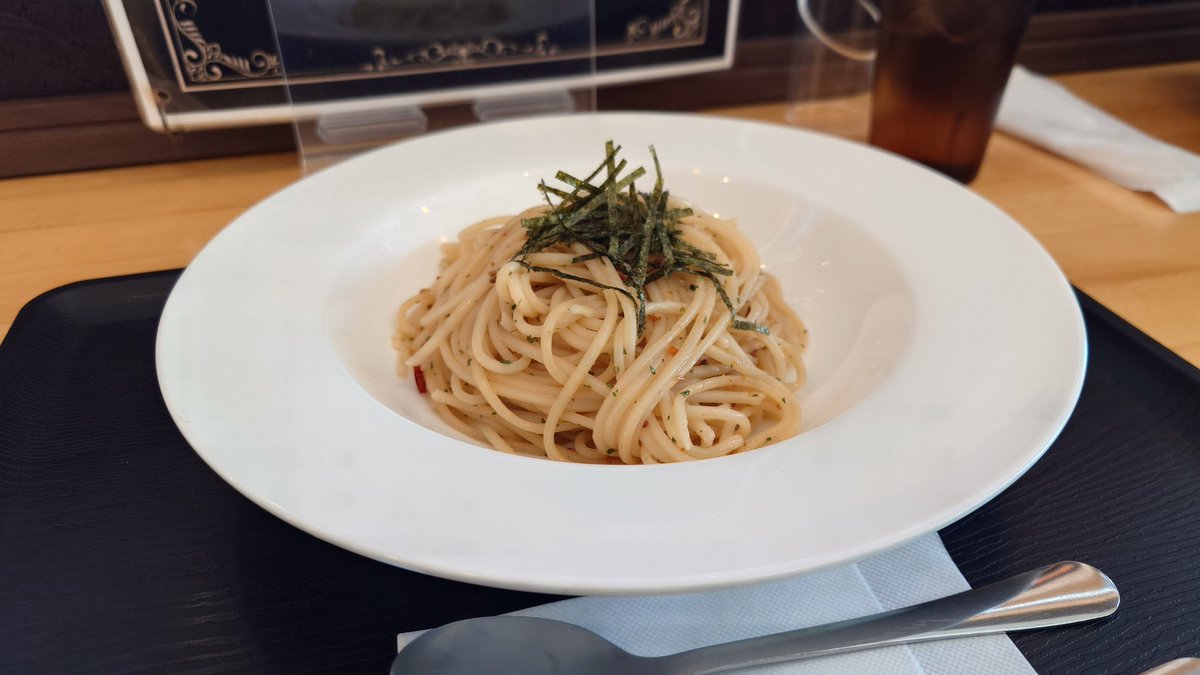rushing_turtle's tweet photo. 今日のお昼はROUTE220さんでペペロンチーノをば🤤
頂きます🙏

#ROUTE220 
#亀の九州ツーリング https://t.co/kZlqXIV2eH