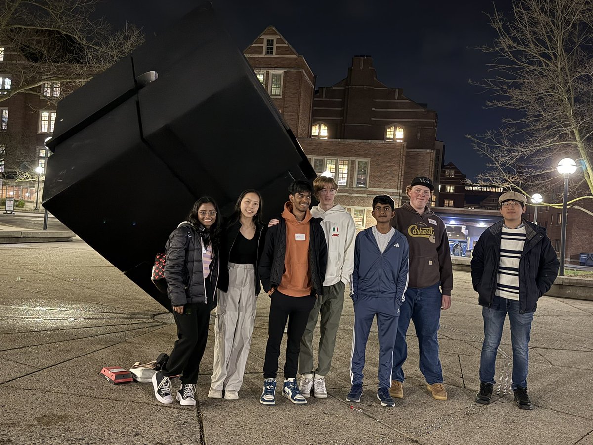 HilltopNaz's tweet photo. Hilltop Students had such a great night at the University of Michigan! Connecting, asking real questions, and learning how to stay strong in their faith in college 

A huge thank you to Cru for taking the time to invest in us!
Excited for what’s ahead!

#hilltopyouth #GoBlue https://t.co/Kdn2x5177V