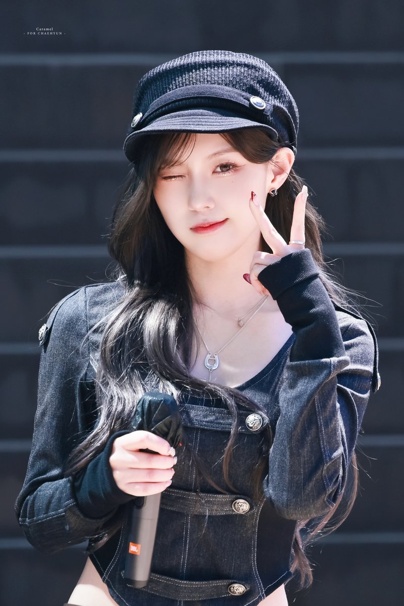 𝐂𝐚𝐫𝐚𝐦𝐞𝐥🍮 tweet media