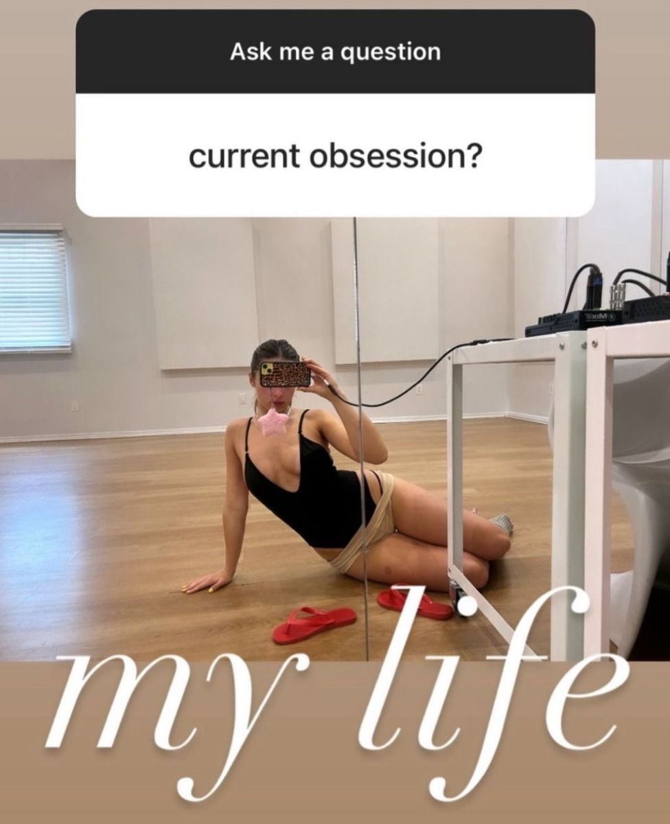 Addison Rae Charts tweet media