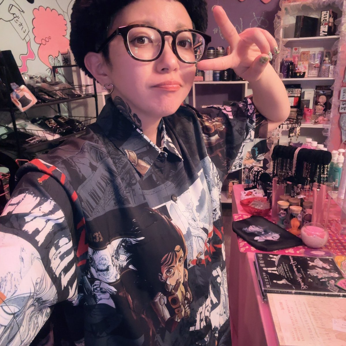 Lips Lips Beaver tweet media