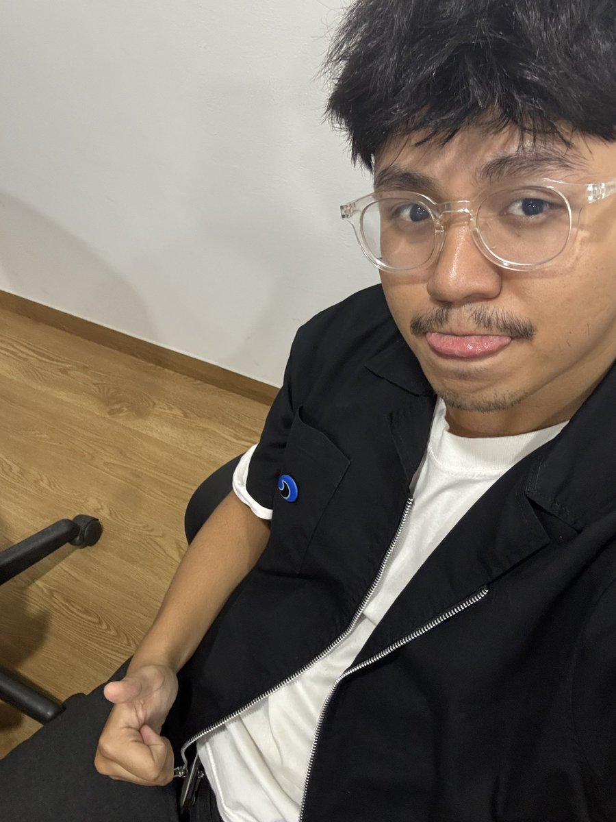Adhitama tweet media