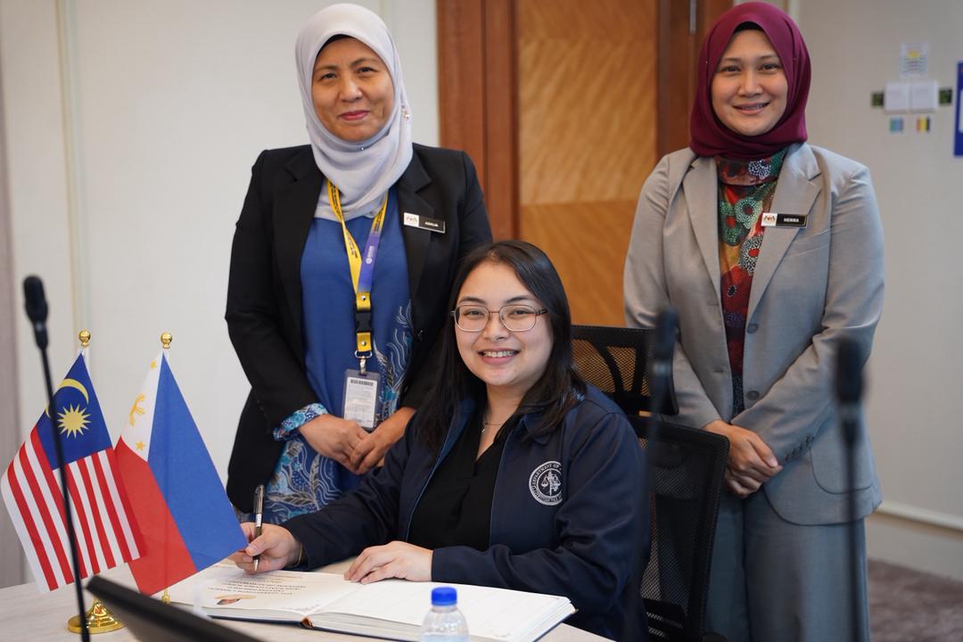 IACAT_PH's tweet image. PH–Malaysia step up fight vs human trafficking: IACAT met with NSO-MAPO in Kuala Lumpur to deepen cooperation, share best practices, and strengthen regional action against trafficking and migrant smuggling.

#IACAT #BagongPilipinas #IisangNasyonIisangAksyon