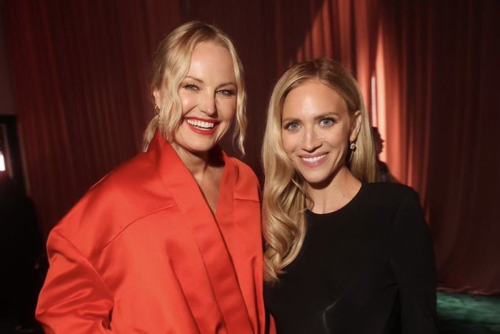 izzy 🍁 tweet media