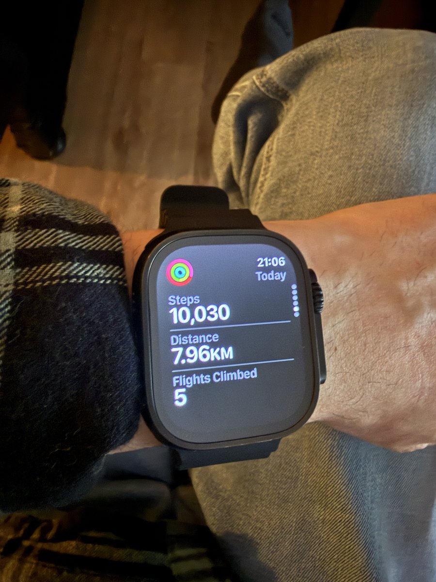justogusto23's tweet image. Over 10k steps on April 7th. #AppleWatchUltra2 #AppleWatch #Fitness