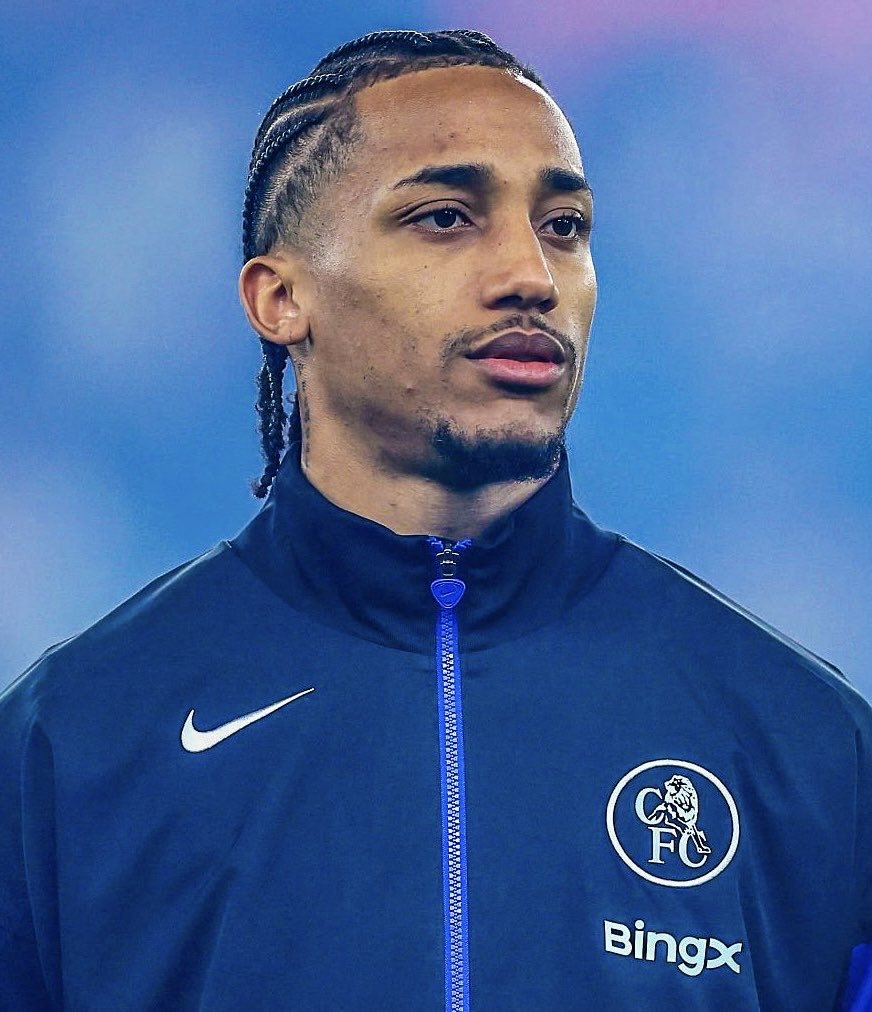 (CFC) OBEY tweet media