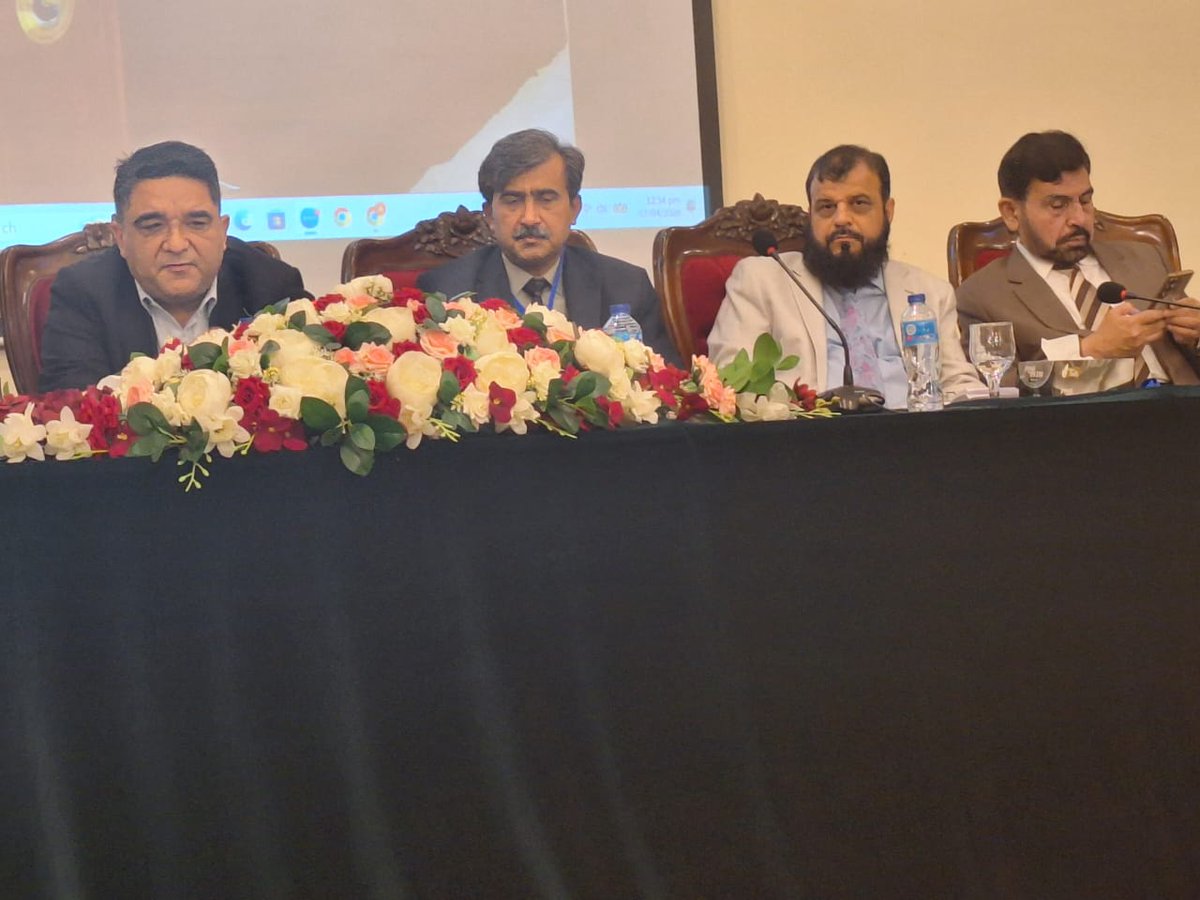 CentreCemb's tweet photo. Director CEMB-PU, Prof. Moazur Rahman participated in a national dialogue at Pakistan Academy of Sciences, highlighting indigenous three-gene cotton, next-gen biotech solutions, and strategic poultry vaccine investment for Pakistan’s food security. https://t.co/eheRyjjJQ5