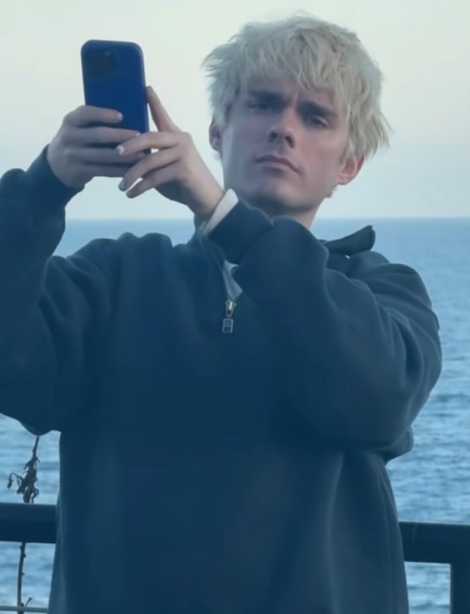 Daily Jack Quaid 👍 (@dailyjquaid) on Twitter photo 