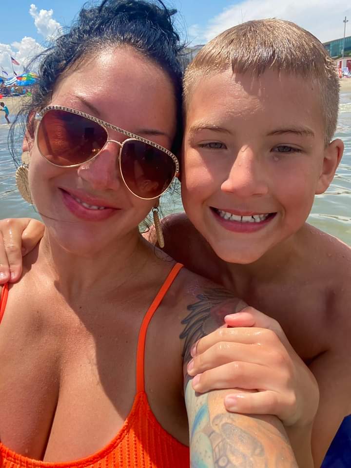 wisandy60's tweet photo. Sun, saltwater, and my favorite little human by my side ☀️🌊💙 Watching you smile and have the time of your life fills my heart in ways I can’t even explain. I love you more than words could ever say, my sweet boy. Days like this are everything to me 💓💓 https://t.co/M2RcaRFIJ6