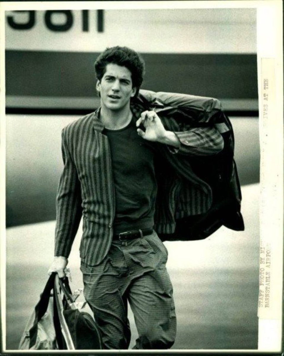 John Jr. Kennedy tweet media