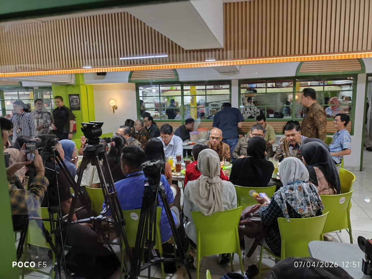 10N | Klp. Gading–Blok M tweet media