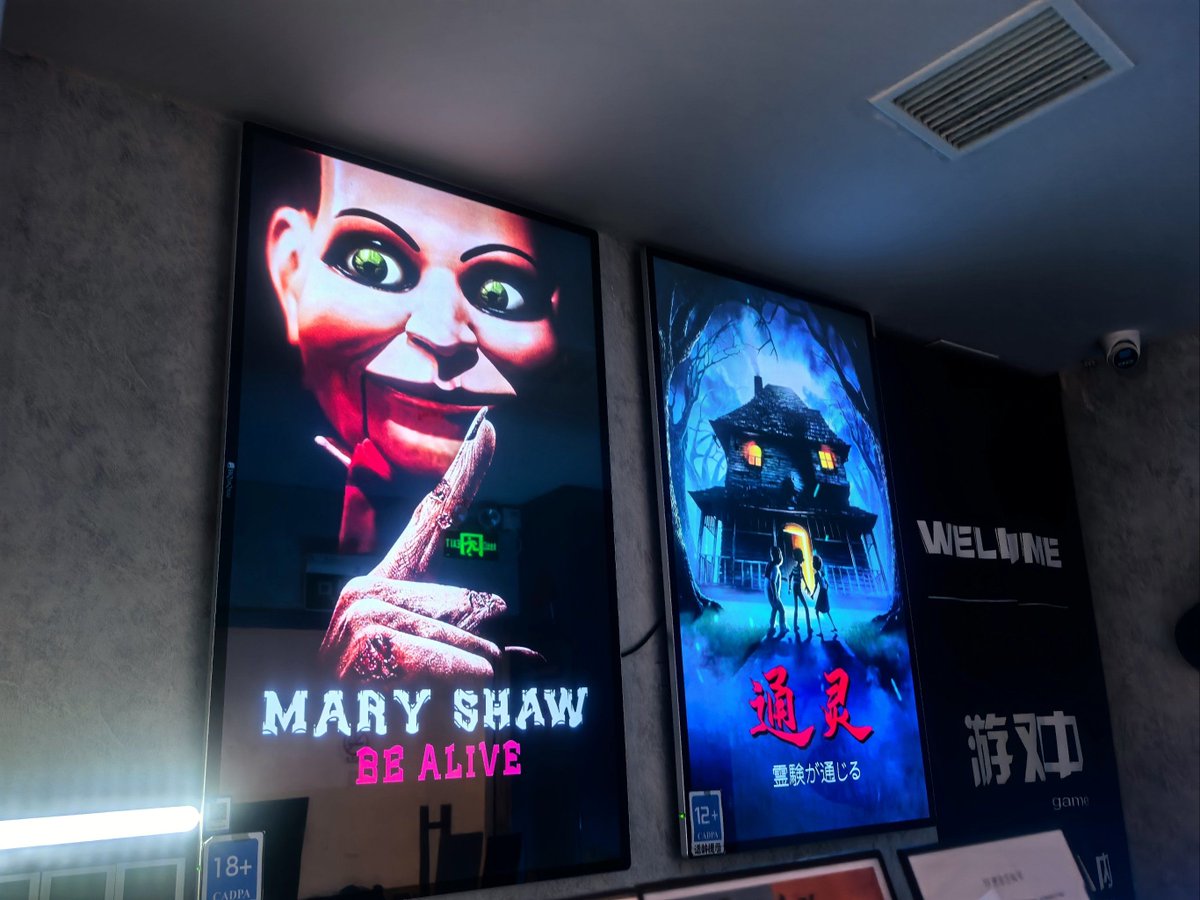 Aa05101978's tweet image. "Trapped!  Can you unlock clues, crack codes, and escape the room before time runs out Book your spot now—team up or go solo, but hurry… the clock’s ticking!  #EscapeRoomChallenge #PuzzleMaster"