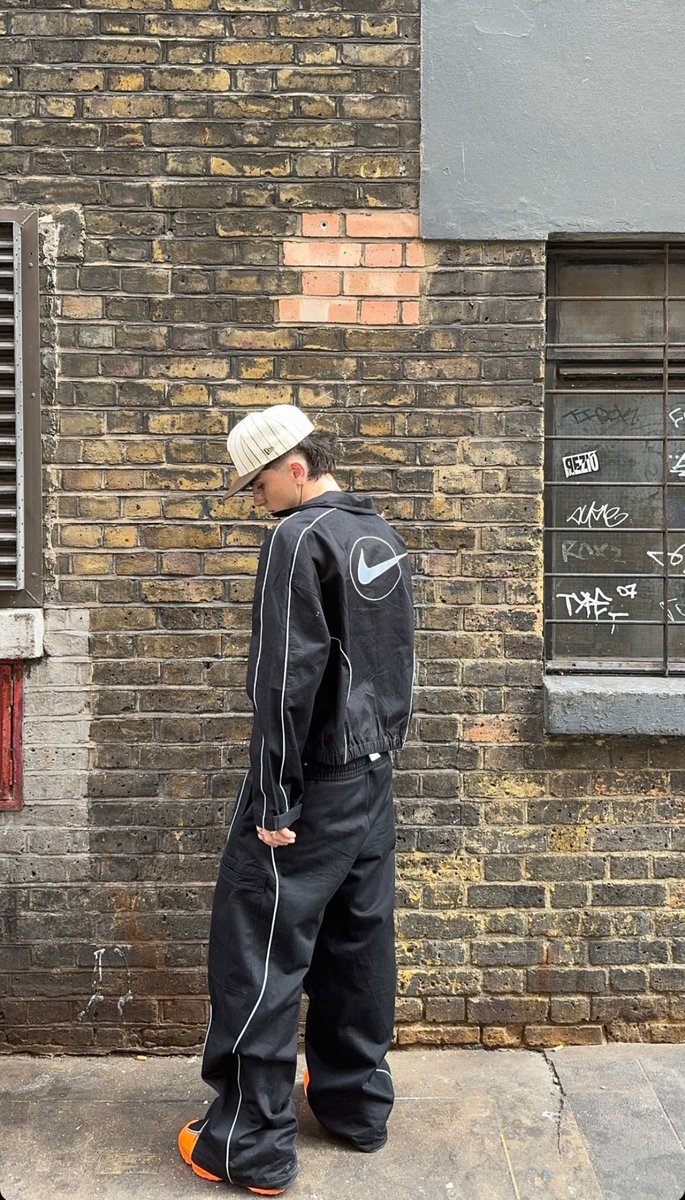 ストロー tweet media