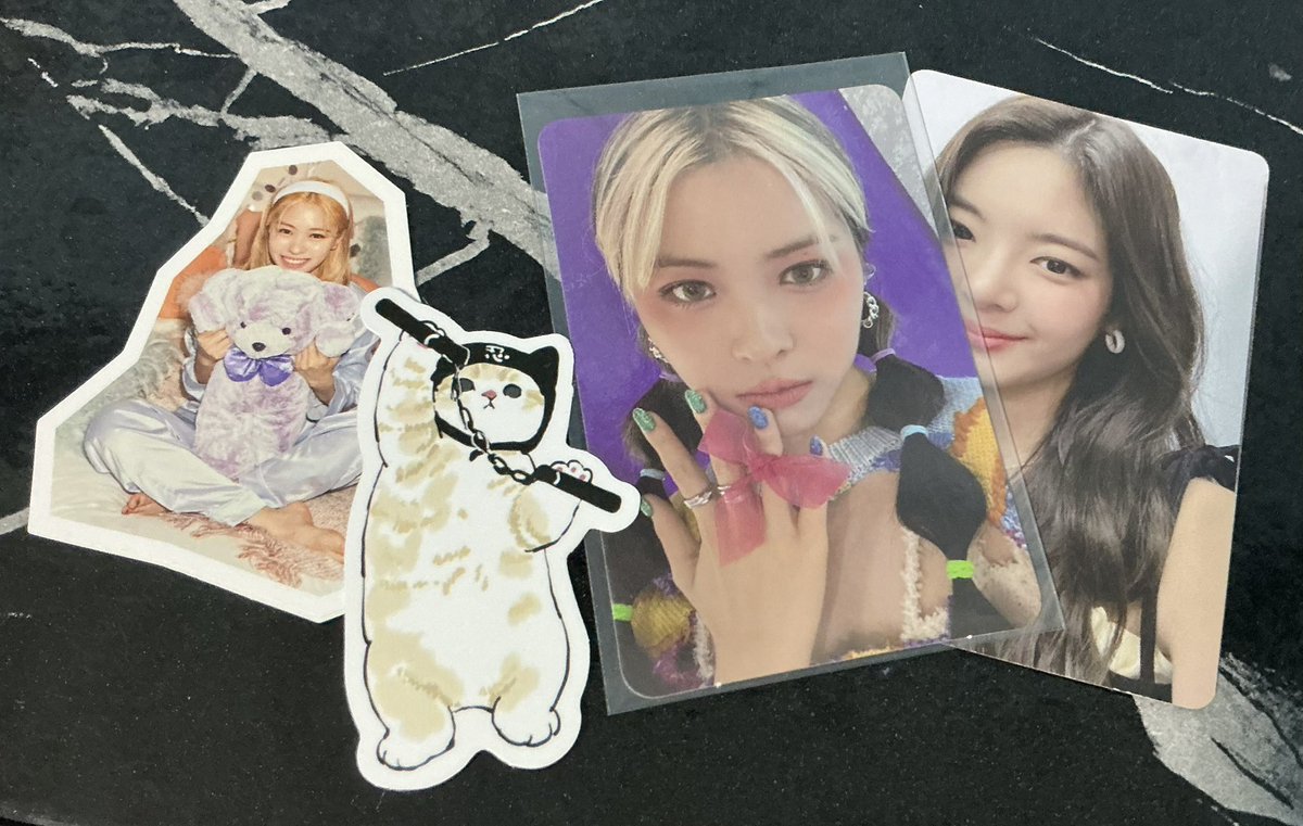 sultryujin's tweet photo. ryujin ribbon pc haver omg! thank you so muchie po! π©· #withrubyjaneproofs https://t.co/CBVSHKo2Hx
