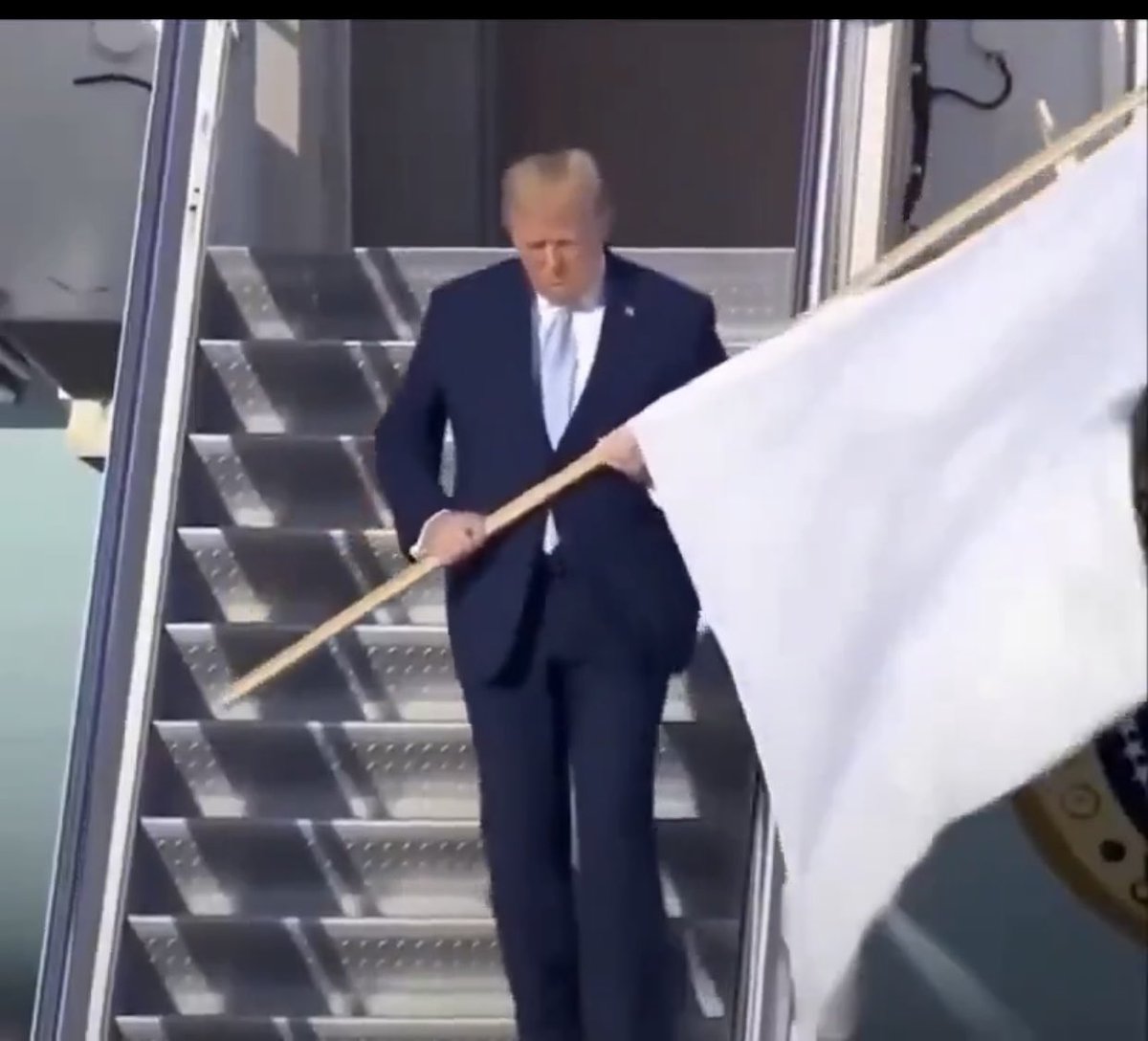 DER ZASKEN tweet media