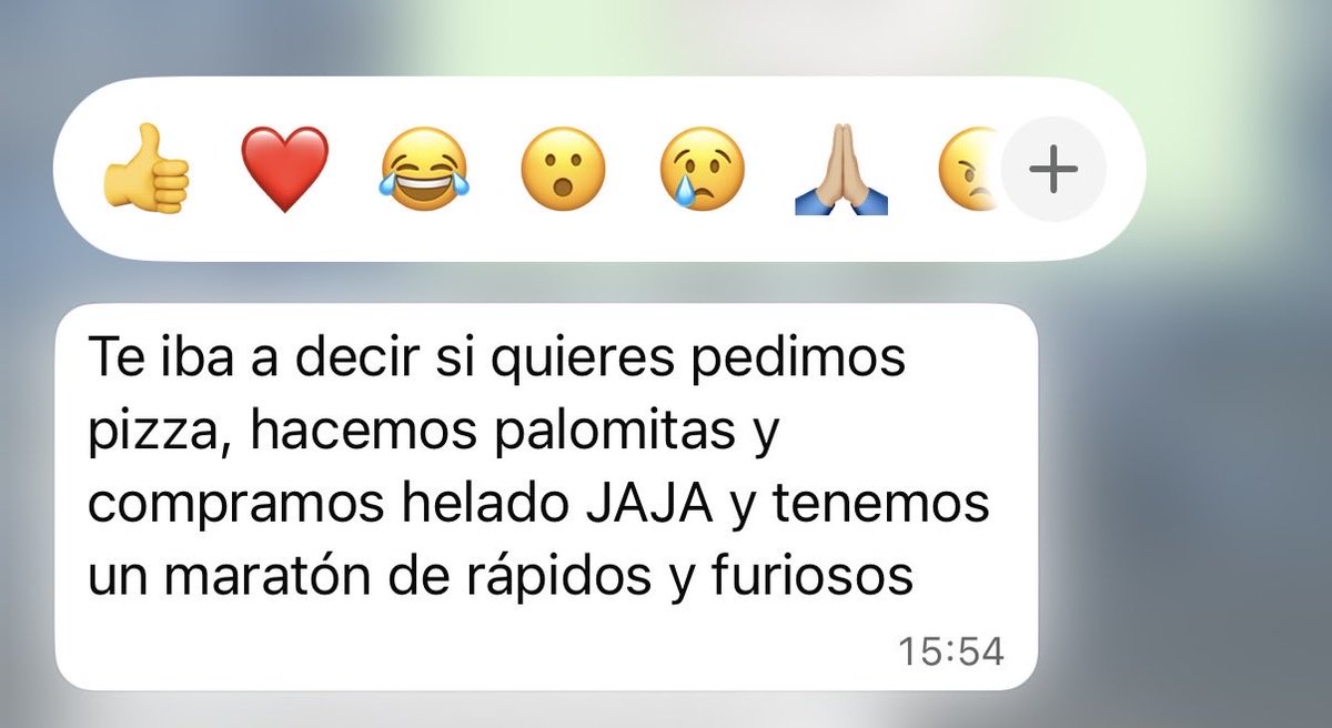 IngridFlores09's tweet photo. No hubo maratón de rápidos y furiosos, pero sí hubo partido del Cruz Azul, flores bonitas, NY cookies y un rol🤤🥰 https://t.co/PL3XHQaKYi