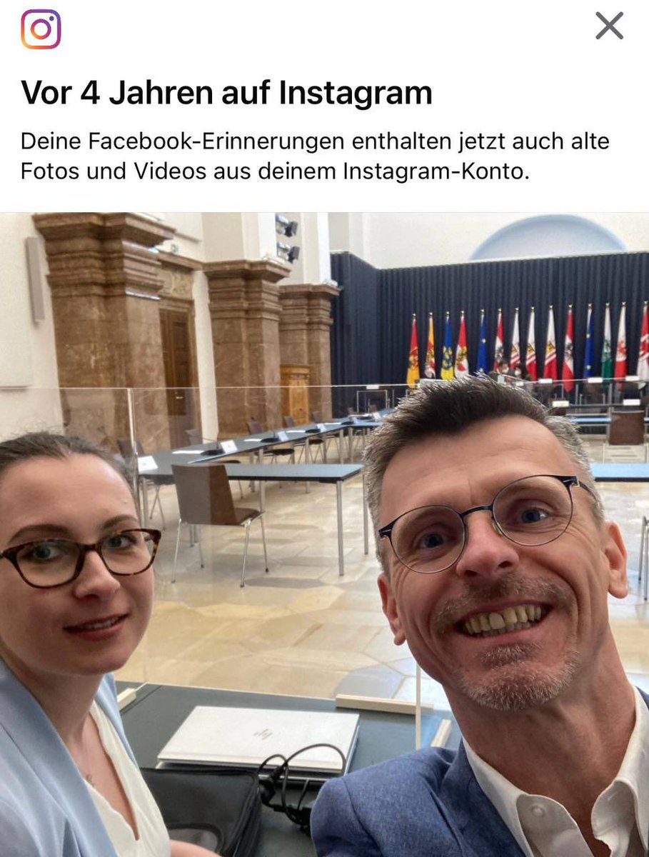 😷➡️😄 Erinnerung von vor 4 Jahren…

Damals hat man uns bei Landtags- und Ausschusssitzungen hinter Plexiglas „versteckt“, weil wir keine Maske getragen haben. 🤦🏻🤣🤣

Angstpolitik statt Hausverstand.
Heute sieht man, wie überzogen vieles war.

👉 Gut, dass wir kritisch