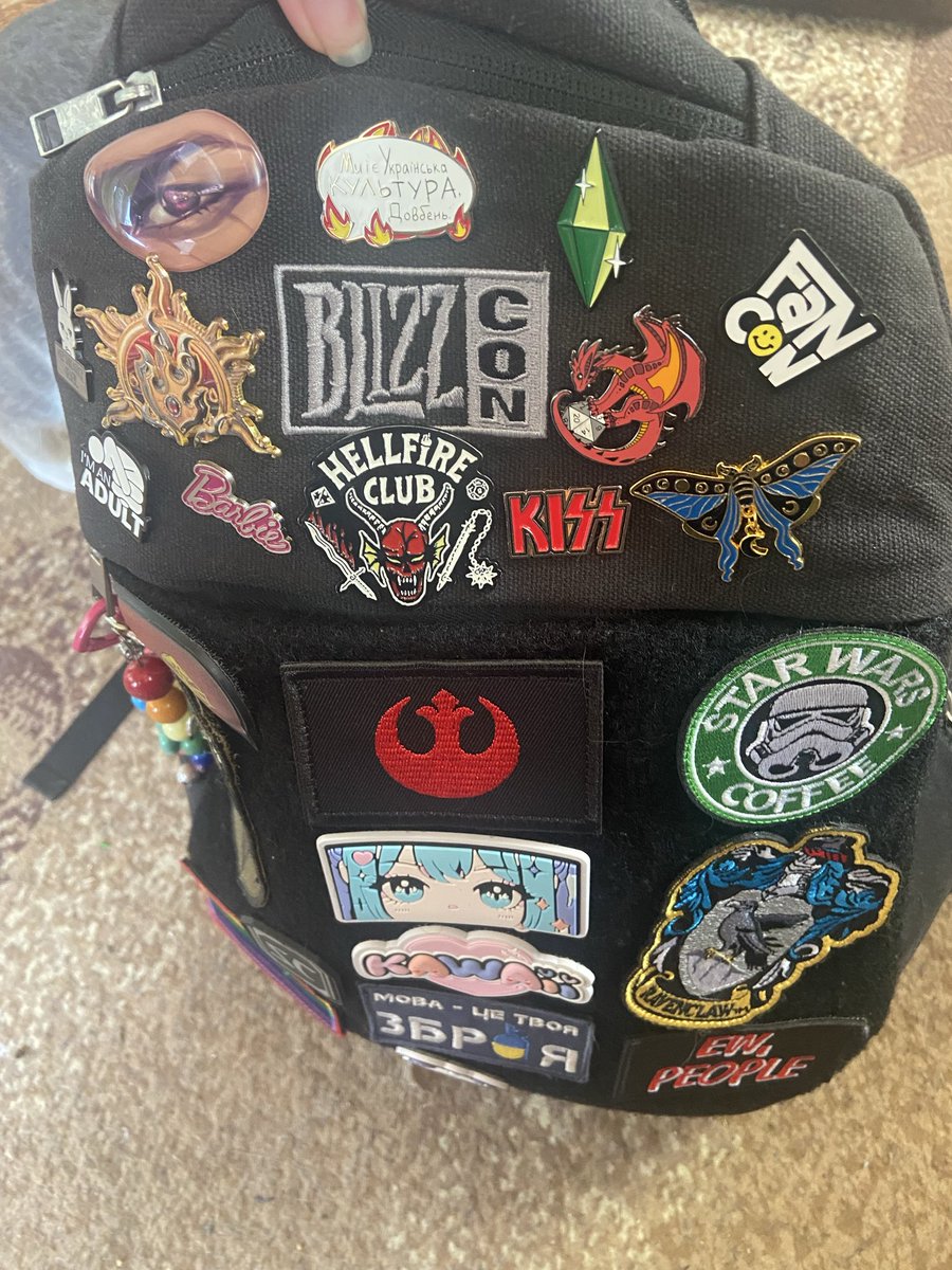 Йена 🩷💛🩵| ЗБІР ❤️‍🩹| Шліфує катану в Йотей tweet media