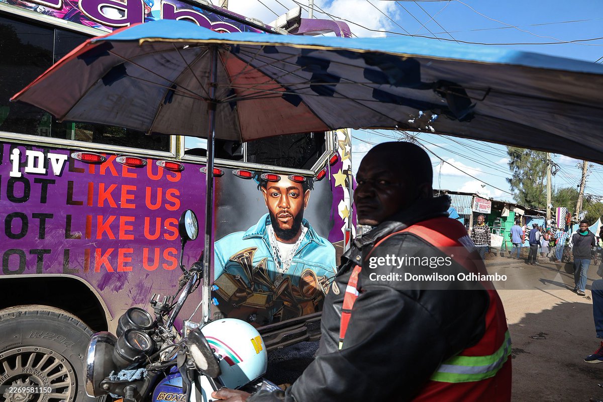 CHILLING WITH MONIE🌹 tweet media