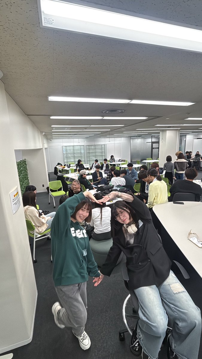 座談会@青山キャンパス 開催中です！
10号館にて、まってます〜👀🤍🤍