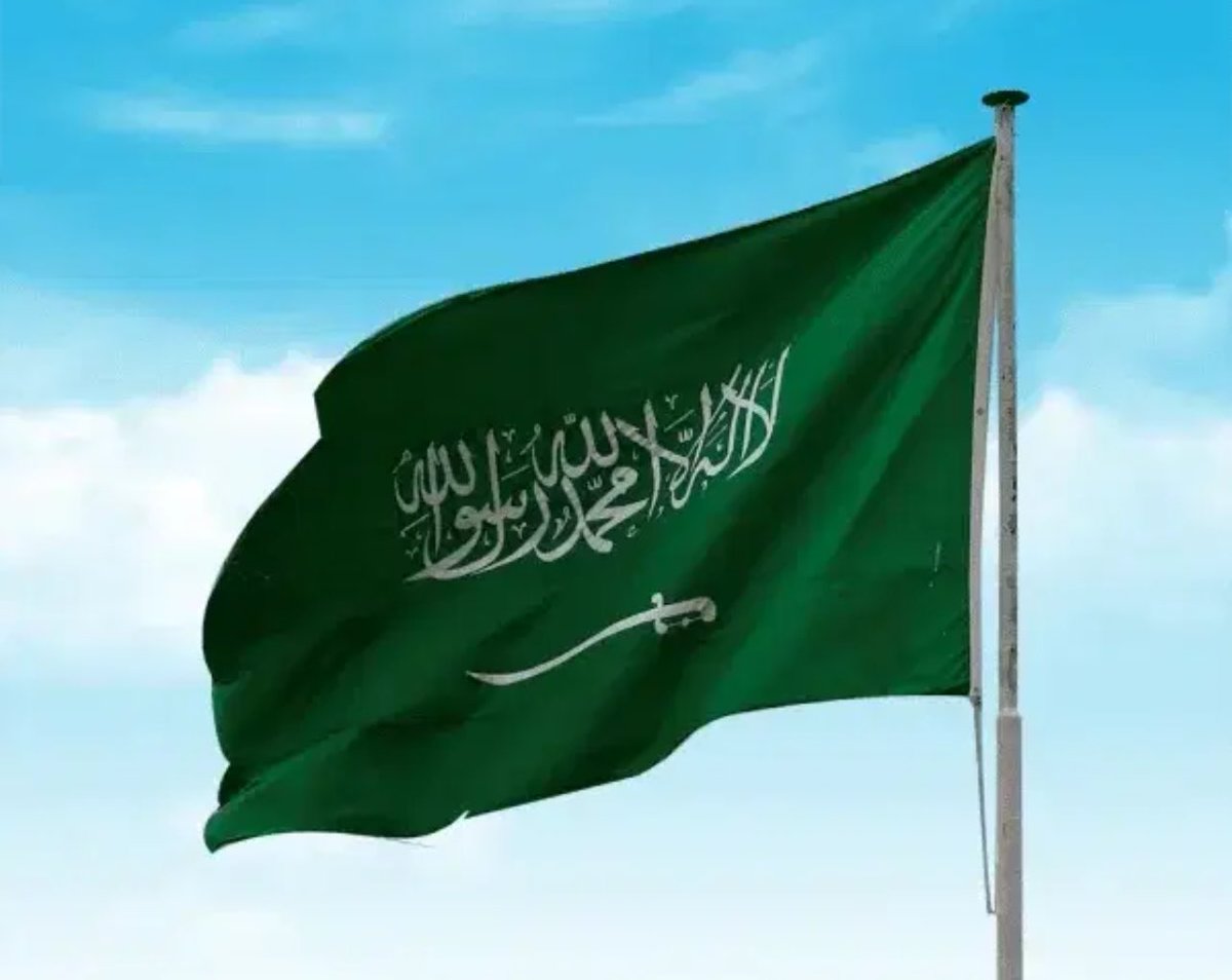 abuunaiff's tweet photo. حفظ الله وطننا وولاة امرنا وشعبنا وجنودنا الابطال

دام عزك ياوطن 🇸🇦🇸🇦🇸🇦

الحرب مرت ولا ضرت ولله الفضل والمنه https://t.co/oCmUqnFFVj