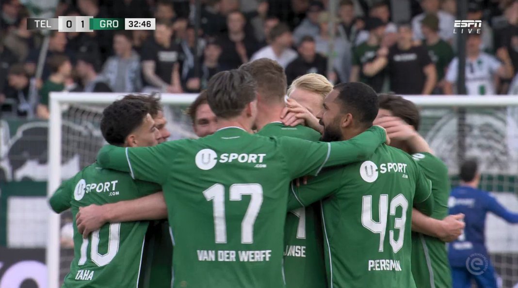 Foet247Benelux's tweet image. Groningen kept their playoff hopes alive with a 2-0 victory over Telstar. #telgro