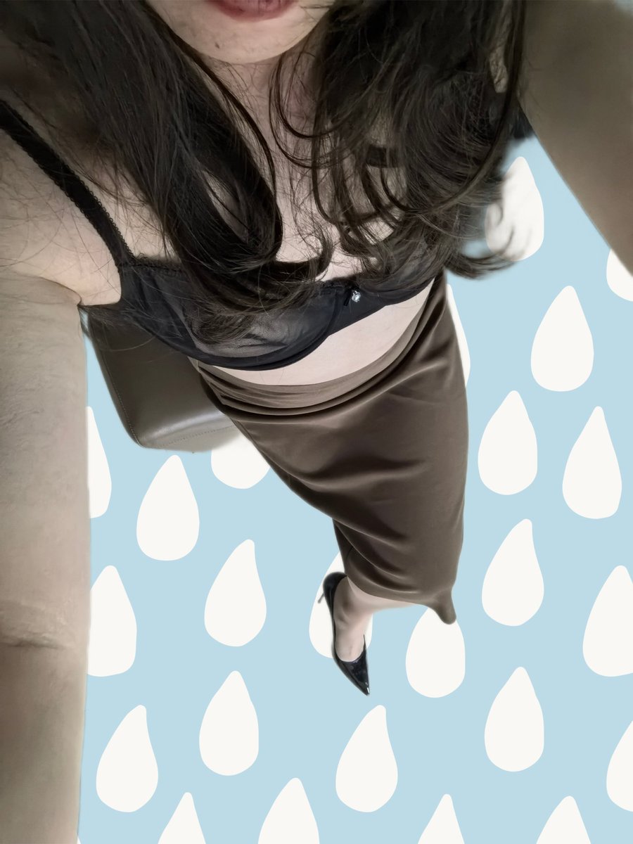 MatureCD4F's tweet photo. 新裙子 https://t.co/aw4jCwArT4