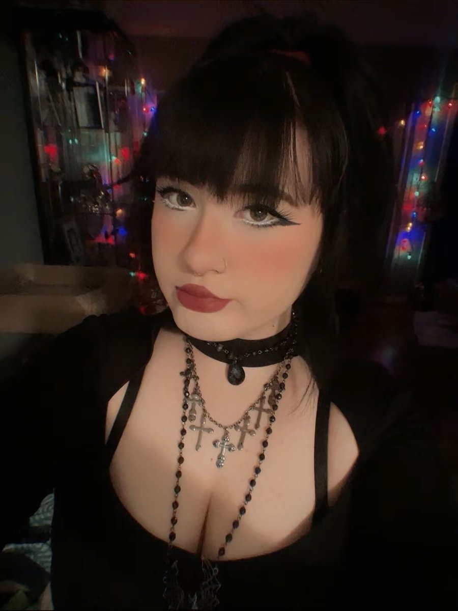 𝔏𝔦𝔞 𓆩♱𓆪 tweet media