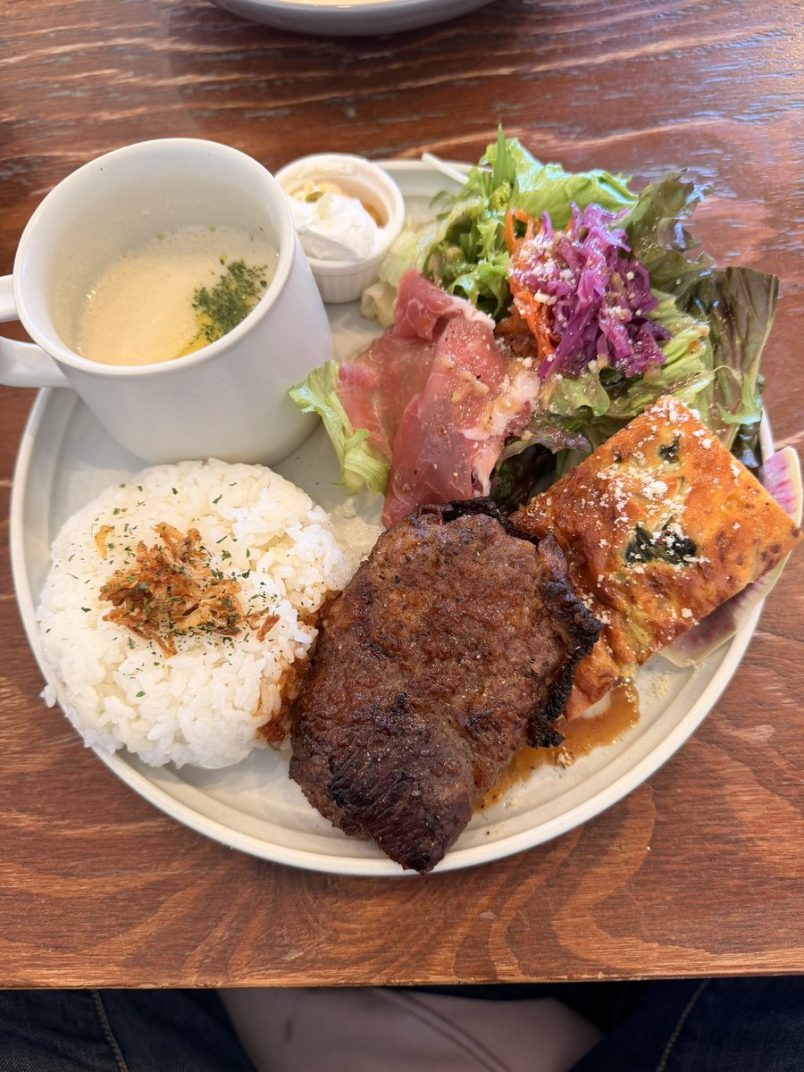 なう鹿 tweet media