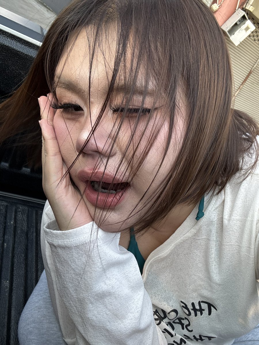 MiUMiu tweet media