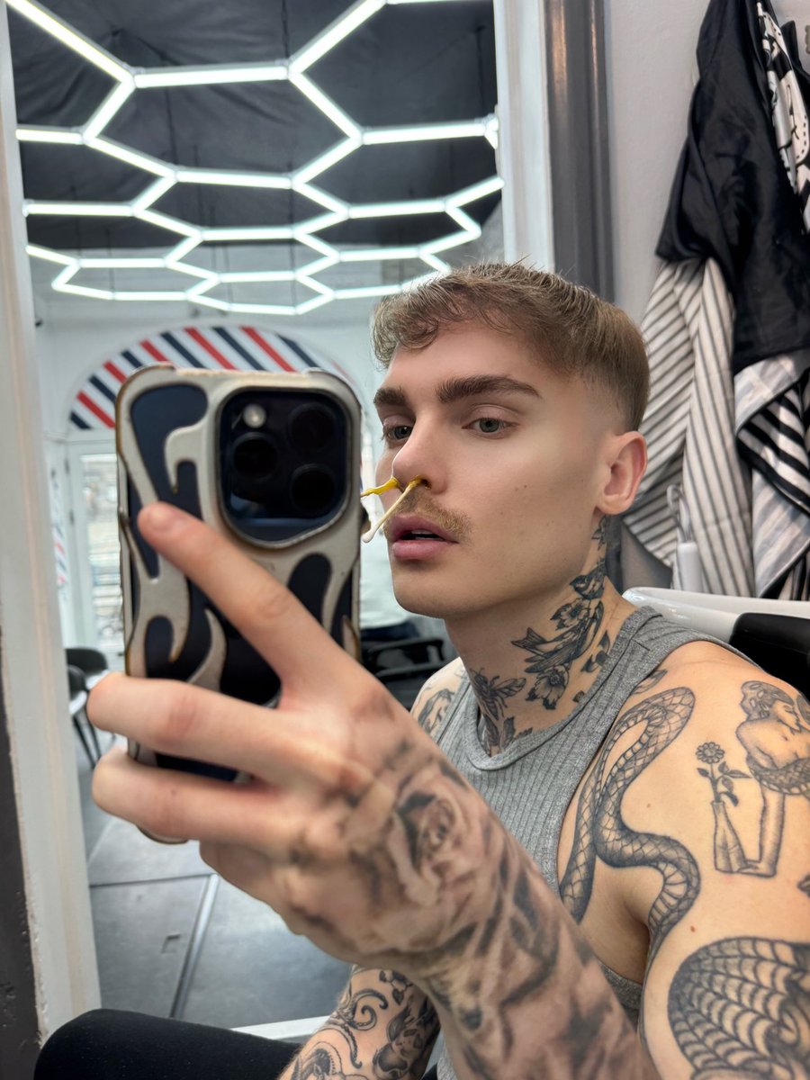 Daniel guldberg tweet media