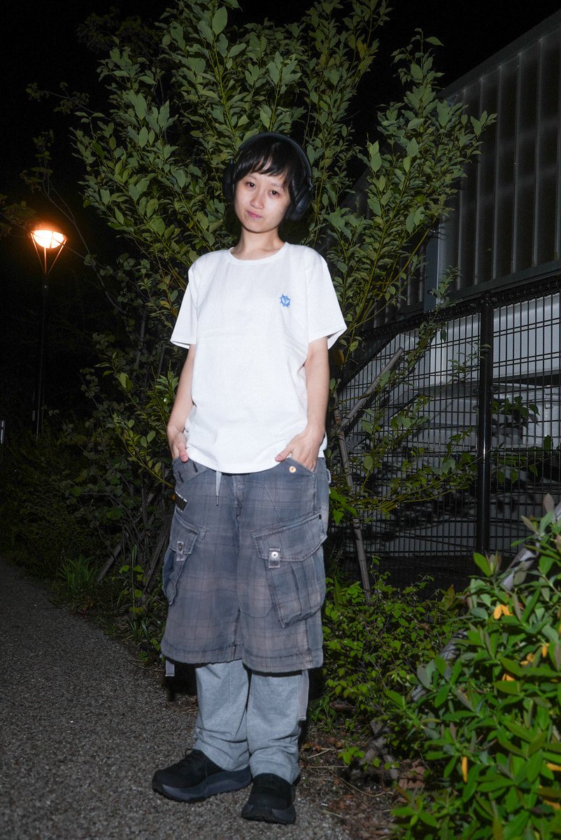 superniceboys's tweet image. [NEW MERCH]
A! Cat Embroidered T-Shirt
Colors: Black, White
Sizes: M /L
Price: ¥3,500
モデル着用サイズ：M

Fav Riff Lyric Tote Bag
Color: Black
Price： ¥2,000

Model: @kirinx22 
Photo by @umzzgwsh 
Supported by 0A @AgeFactory_