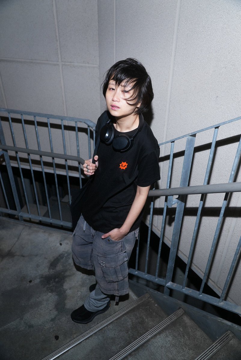 superniceboys's tweet image. [NEW MERCH]
A! Cat Embroidered T-Shirt
Colors: Black, White
Sizes: M /L
Price: ¥3,500
モデル着用サイズ：M

Fav Riff Lyric Tote Bag
Color: Black
Price： ¥2,000

Model: @kirinx22 
Photo by @umzzgwsh 
Supported by 0A @AgeFactory_