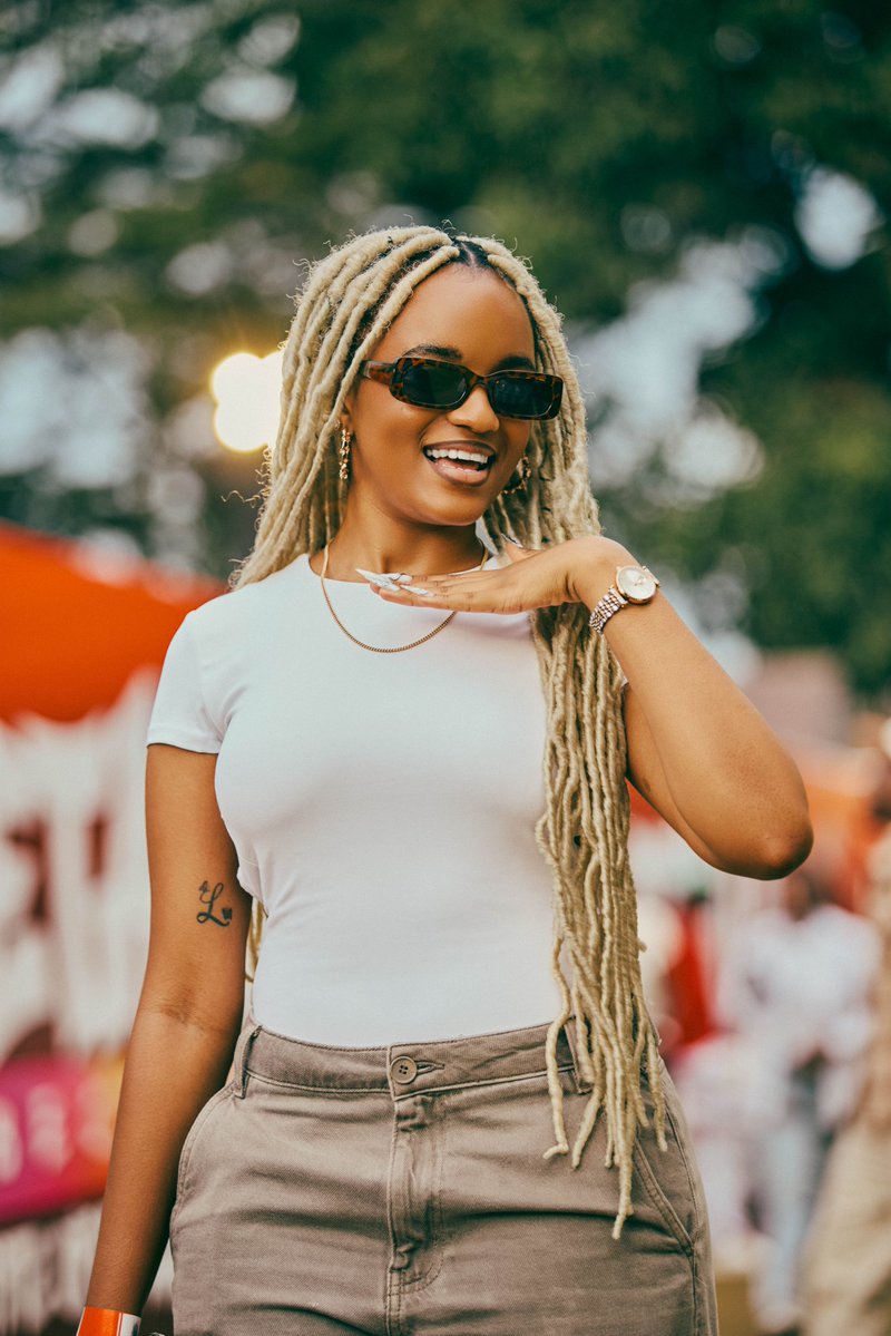 LyslayShotit tweet media